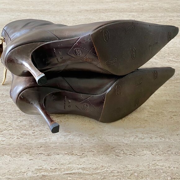 Vintage Chanel Mesh CC Ankle Boots - Picture 9 of 9